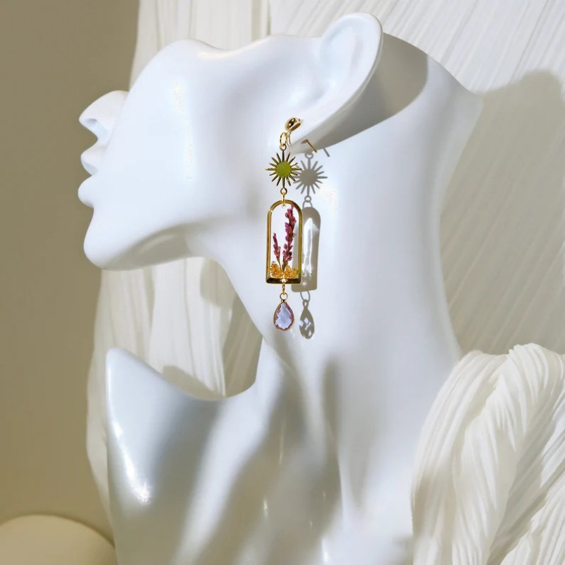 Unique Purple Lavender Earring - огляд і ціна Dried Flower Bouquet