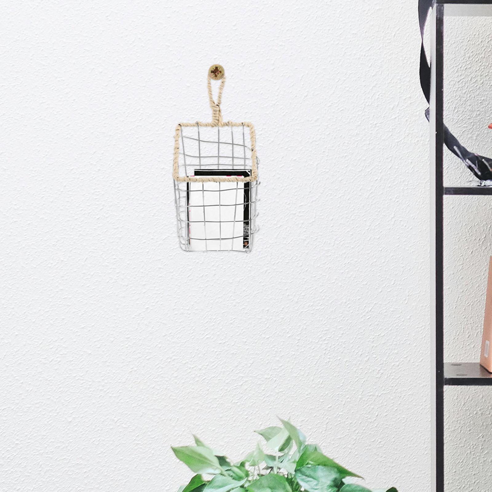 Wall Mounted Iron Book Holder  - огляд і ціна Home Decor Magazine